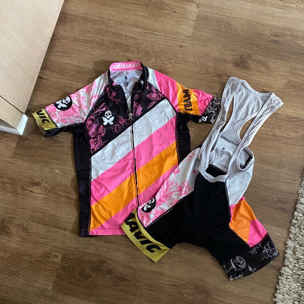 Betty Designs Womens Cycling kit